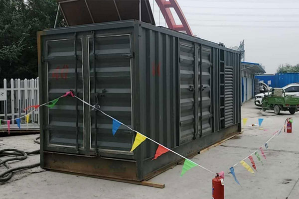 阜阳发电机租赁空气滤清器多久更换一次？